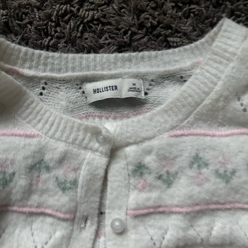Hollister Floral Cardigan - Picture 2 of 4